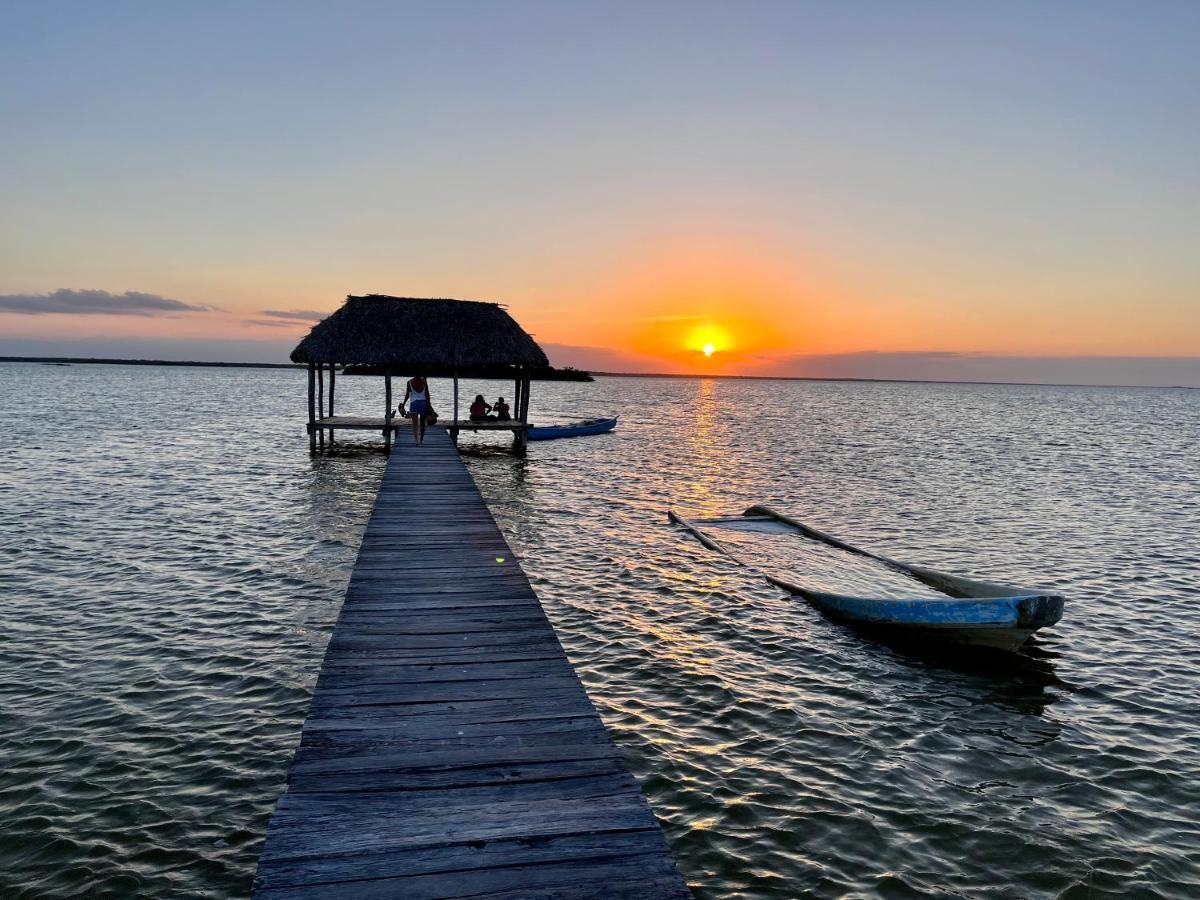 Dos Mares Barefoot Hotel El Cuyo Kültér fotó